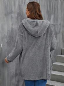 EMERY ROSE Plus Size Autumn And Winter Super Thickened Double Fleece Warm Jacket Women's Fall Women Geometric Pattern Reversible Hooded Fleece Jacket With Pockets