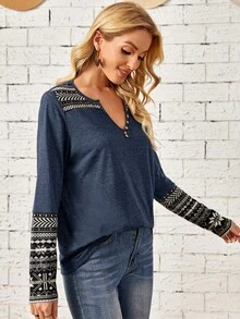 EMERY ROSE 幾何印花缺口領紐扣細節T恤 - 藍色 - 查看 4