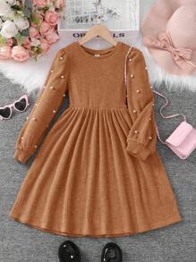 SHEIN 青少女集成圓領針織連衣裙，珍珠珠片和泡泡袖 - 鏽棕色 - 查看 1