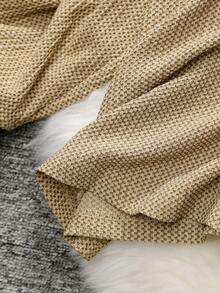 SHEIN CURVE+ 大碼拼接領後鎖孔襯衫 - 卡其色 - 查看 5