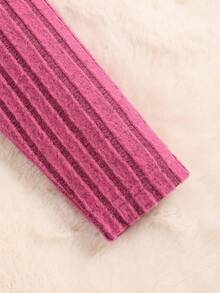 SHEIN 年輕女孩字母拼貼細節小高領高低下擺 T 恤和背心連身裙 - 玫紅色 - 查看 8