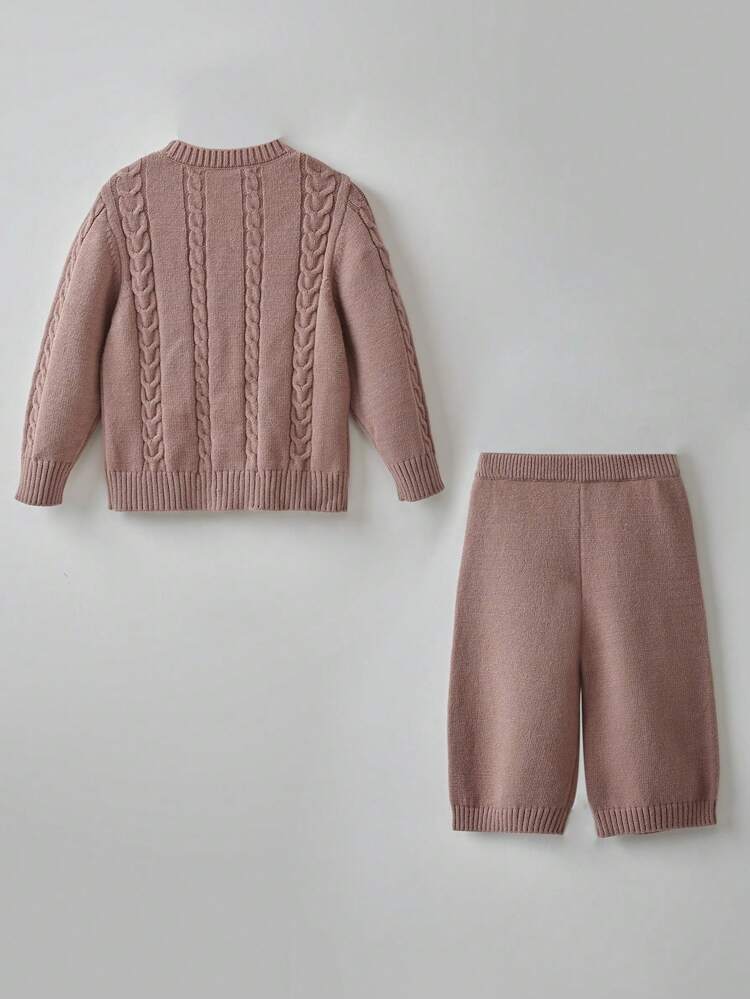 Young Girl Cable Knit Sweater & Knit Pants