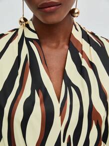 Maija Zebra Striped Print V Neck Blouse - Multicolor - View 7