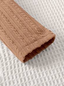 SHEIN 女大童字母補丁細節小高領短款T恤&背心洋裝 - 棕色 - 查看 6