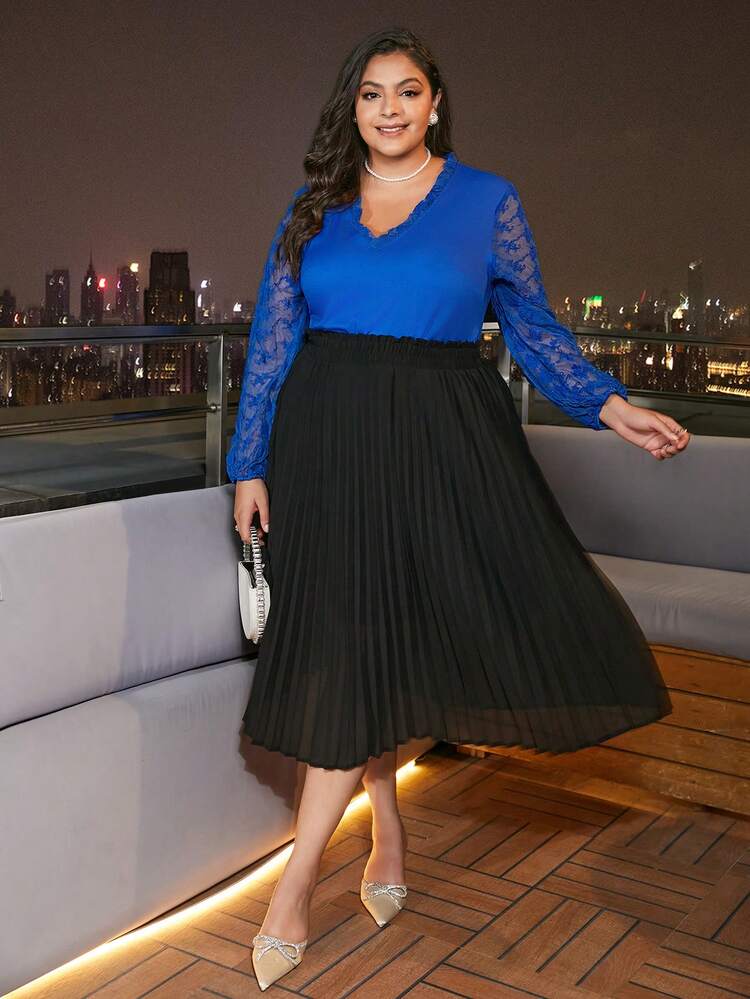 Plus Contrast Lace Lantern Sleeve Blouse