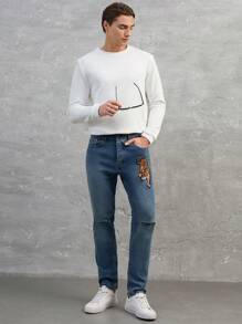 RueChic Men Tiger Embroidery Ripped Jeans - Blue - View 6