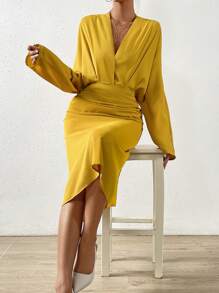 SHEIN Privé Vestido unicolor fruncido delantero de manga murciélago - Amarillo - Ver 5