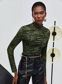 Maija Mock Neck Leopard Print Ruched Front Tee - Multicolor - View 7