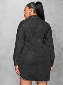 SHEIN BAE 大碼口袋貼布毛邊前紐扣牛仔洋裝 - 深灰色 - 查看 2