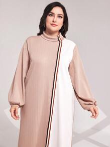 Mulvari Plus Lantern Sleeve Sweatshirt Dress - Multicolor - View 6