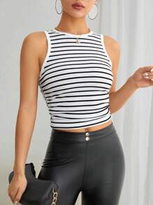 SHEIN Essnce Top tank crop con estampado de rayas
