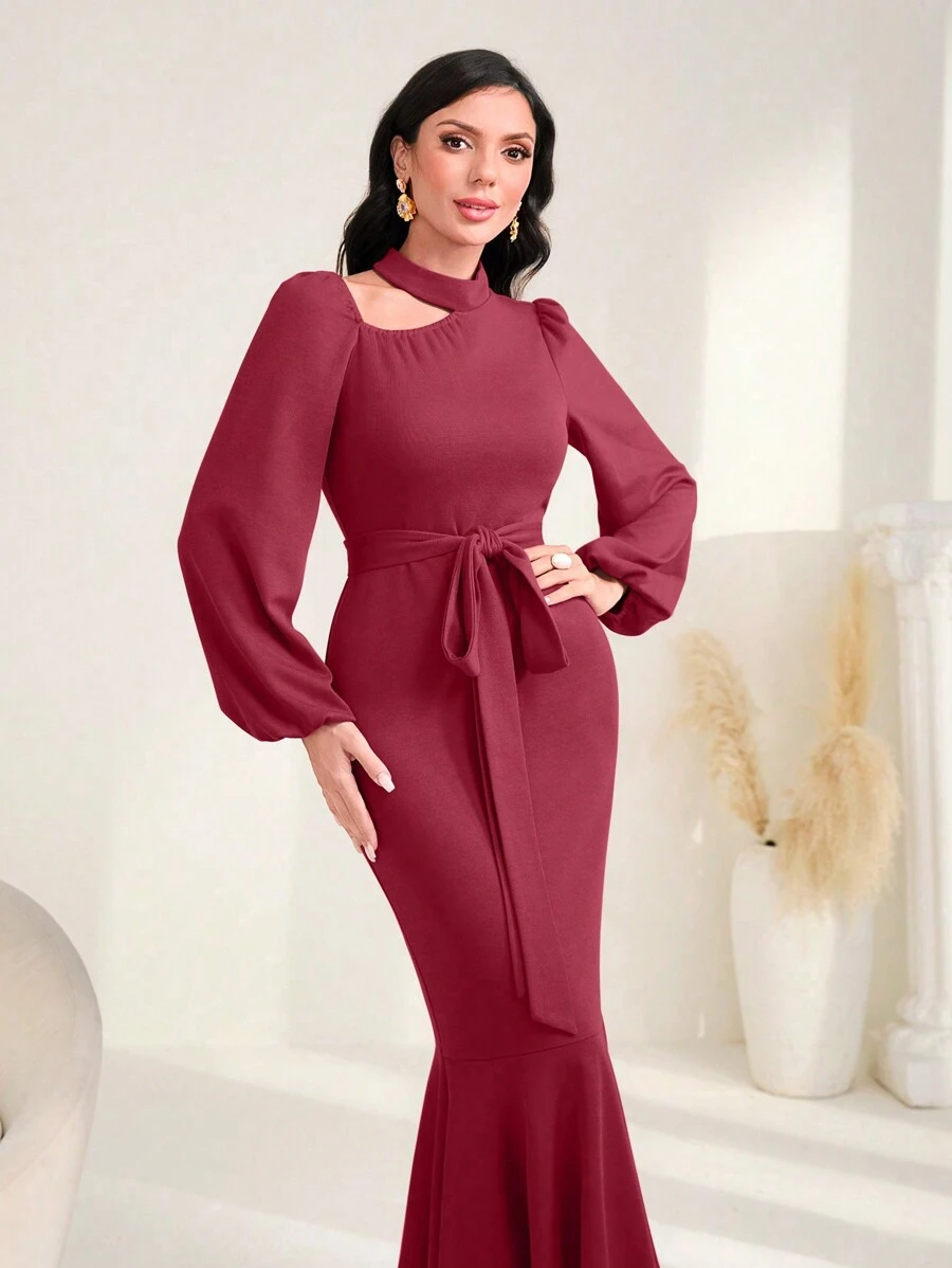 Modelyn 勃艮第红色不对称领口灯笼袖美人鱼下摆束带连衣裙 - 酒紅色 - 查看 1