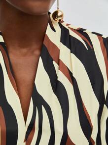 Maija Zebra Striped Print V Neck Blouse - Multicolor - View 8
