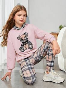 SHEIN Cô gái Tween Gấu Thêu Thả vai Hoodie & Kẻ sọc Xà cạp - Màu Hồng baby - Xem 5