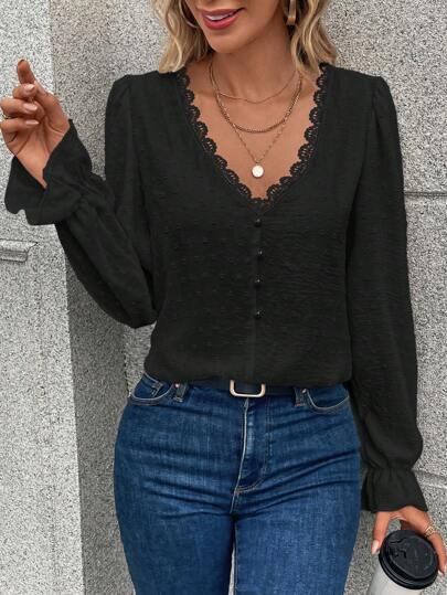 Pariaura Schweizer Punkte Guipure-Spitzen-Rüschen-Ärmel Bluse, Damen Lässig Kontrast-Spitze, Rüschen Langarm V-Ausschnitt Normaler Sitz Regular Schwarze Glockenärmel Damen Blusen, Frühling/Herbst, Lässiger Alltag, Langarm Tops