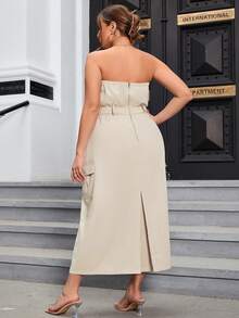 SHEIN Essnce 大碼翻蓋口袋細節彈性腰帶抹胸洋裝 - 卡其色 - 查看 2