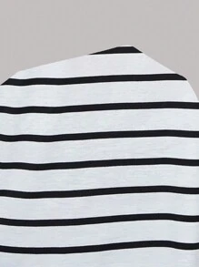 SHEIN LUNE Plus Striped Print Drop Shoulder Tee - Black and White - View 7