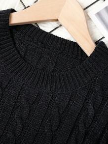 青少年女孩麻花編織落肩袖毛衣和針織裙