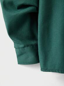 RueChic Men Flap Pocket Drop Shoulder Jacket Without Tee - Green - View 4