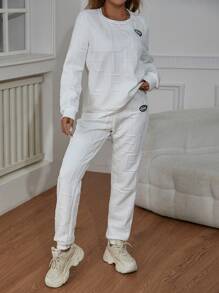SHEIN Unity 休閒女士白色字母提花圓領長袖衛衣和寬鬆長褲2件套裝，適合春、秋、冬日常穿著。（另有親子裝，2件式分開售） - 白色 - 查看 1
