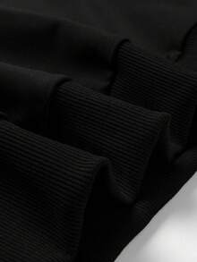 Manfinity Hypemode Men Slogan Graphic Sweatshirt - Black - View 5