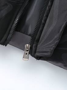 Manfinity Homme 1pc Loose Fit Men's Graphic Print Padded Coat With Flap Pockets And Raglan Sleeves - Black - View 4