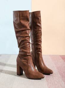 Timesize 深棕色过膝牛仔靴，女士高跟厚底冬靴，鞋面有随机褶皱，搭配时尚开衫，适合派对穿着。 - 棕色 - 查看 6