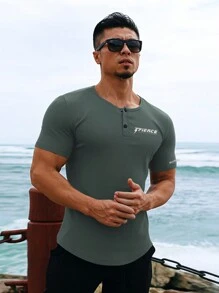 Manfinity Sport Corelite Tricou sport pentru bărbați, cu litere grafice, cu un sfert, tricou pentru antrenament, tricou de bază