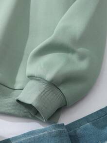 SHEIN Qutie Letter Graphic Drop Shoulder Thermal Lined Sweatshirt - Green - View 8