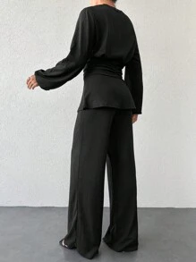 EURMUSE 素色落肩袖褶邊T恤和闊腿褲 - 黑色 - 查看 2