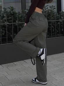 Pantalones cargo unicolor con bolsillo con solapa - Gris Oscuro - Ver 2