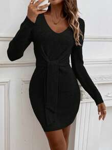 Chiquease 素色前繫帶緊身毛衣洋裝