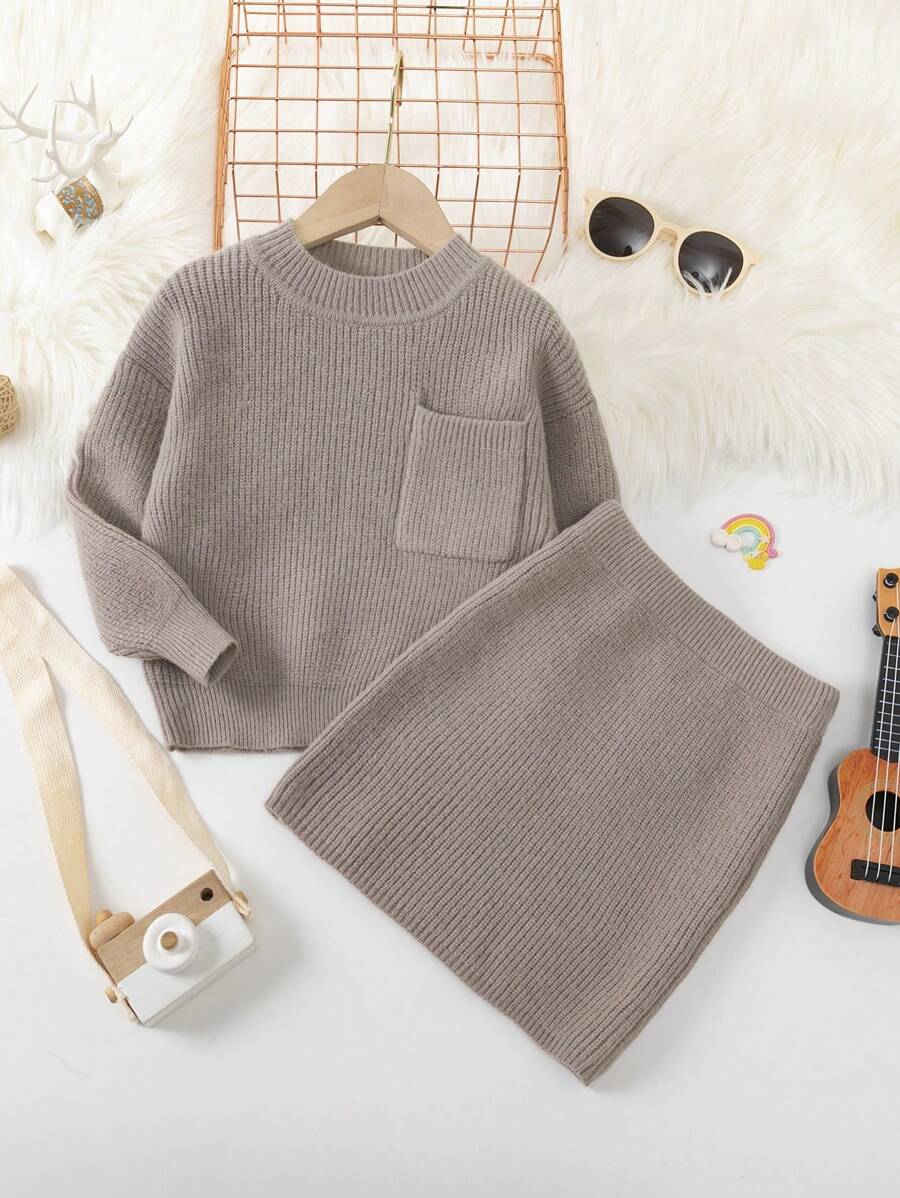 SHEIN 女小童補丁貼口袋毛衣和針織裙 - 卡其色 - 查看 1