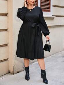 SHEIN Privé 大碼燈籠袖百褶下擺繫腰帶洋裝 - 黑色 - 查看 3