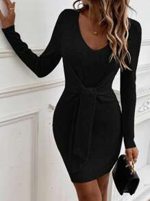 Chiquease 素色前繫帶緊身毛衣洋裝
