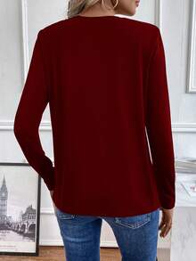 SHEIN Clasi 撞色紐扣細節T恤 - 酒紅色 - 查看 2