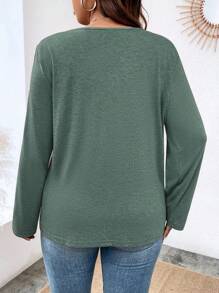 Calvaya 大碼紐扣細節褶邊V領T恤 - 墨綠色 - 查看 2