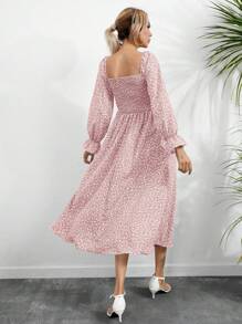 SHEIN VCAY 碎花方領荷葉袖洋裝 - 粉色 - 查看 2