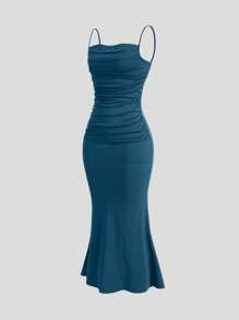 Sweetra Robe longue femme tenue cami avec plissé et ourlet sirène unie