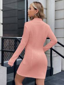 SHEIN EZwear 字母補丁細節拉鏈開襟緊身洋裝 - 粉色 - 查看 2