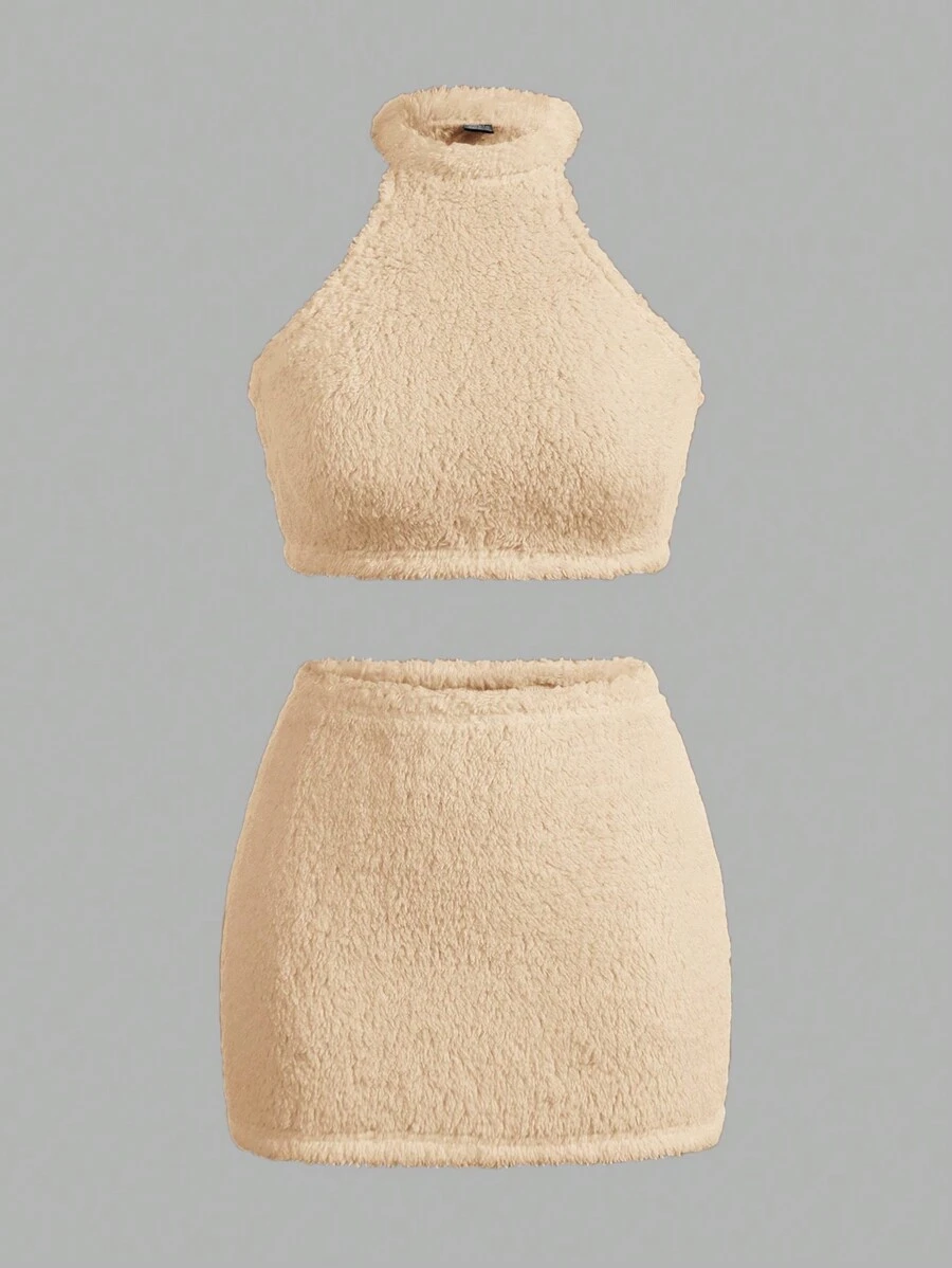 SHEIN EZwear 素色絨毛掛脖上衣&包臀半身裙 - 杏色 - 查看 1