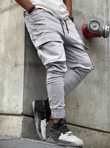 Manfinity EMRG 男士翻蓋口袋腰部抽繩工裝褲 - 淺灰色 - 查看 1