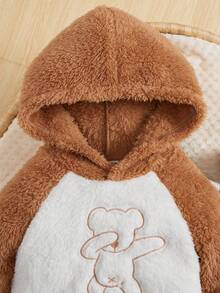 SHEIN 男嬰小熊刺繡插肩袖毛絨帽衫和褲子 - 彩色 - 查看 3