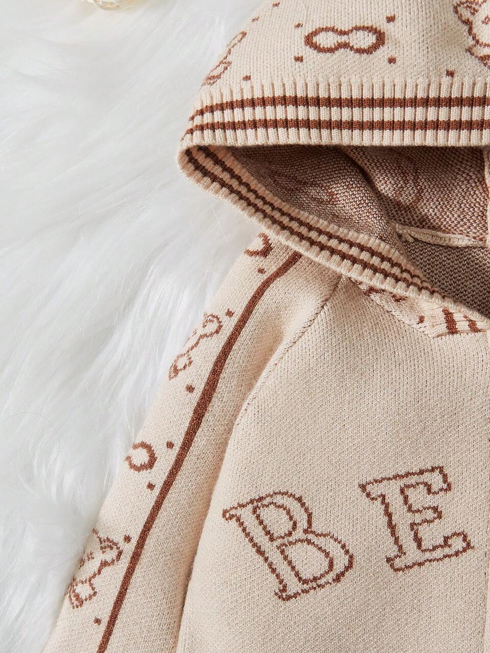 Baby Boy Letter & Bear Pattern Raglan Sleeve Hooded Cardigan