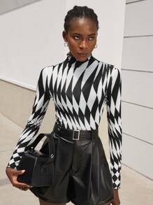 Maija Mock Neck Geo Print Top - Black and White - View 5