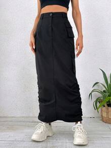 SHEIN Essnce Flap Pocket Ruched Side Cargo Skirt - Black - View 3