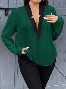 SHEIN Privé Plus Contrast Trim V Neck Blouse - Dark Green - View 6