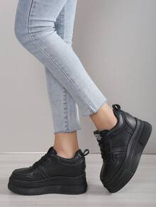 女士們坡跟跟厚鞋底運動鞋,女性增加高度黑色運動鞋,經典款式表演高度多用途新款女性鞋