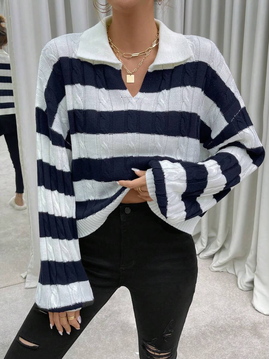 SHEIN Essnce Hai âm Thả vai Xoắn Dan Áo len - Xanh và trắng - Xem 1