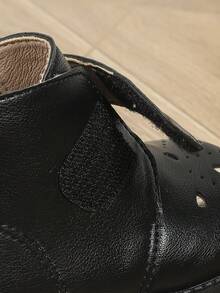 小女童時尚英倫風情摩托車靴子,黑色,帶扣細節,可愛,平底,踝靴適用於秋冬